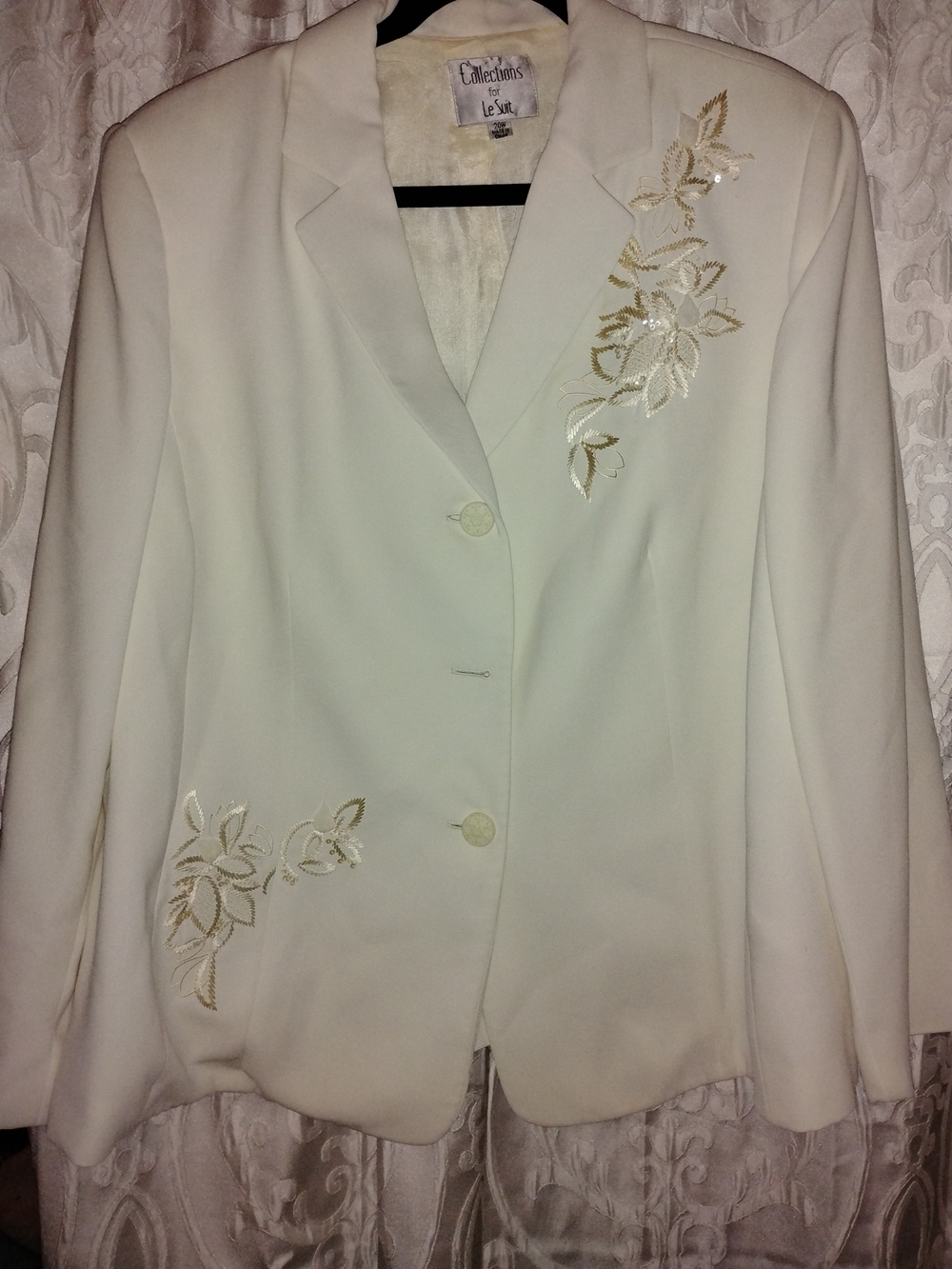 Le Suit White Blazer Jacket with Gold Floral Embroidery